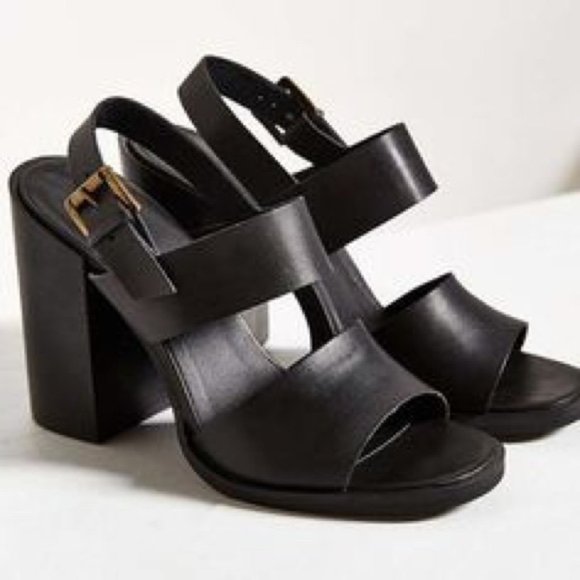 UO Chunky Heel Sandal with Straps
